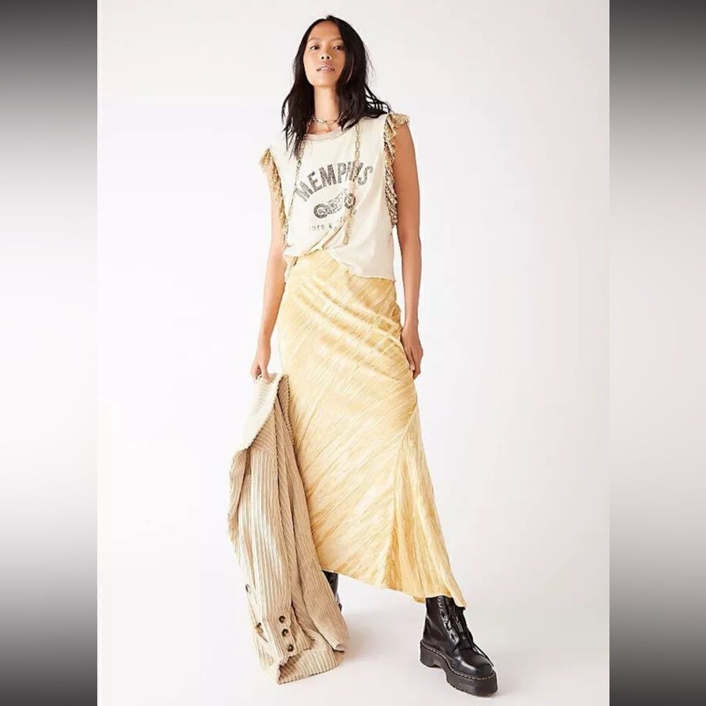 NWT Free People Noa Pull On Velvet Slip Skirt In Hay There Gold Yellow